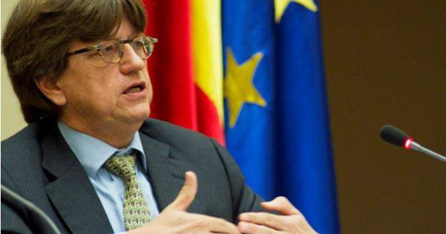 Rusanu a criticat dur FMI la inceputul discutiei din comisii, de Vrijer a cerut sa iasa presa