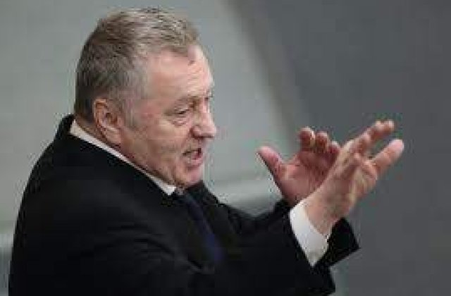 Vladimir Jirinovski, atacat cu varza murata la Kiev