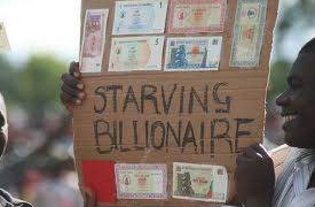 Zimbabwe a mai ramas cu 200 de dolari in Trezorerie