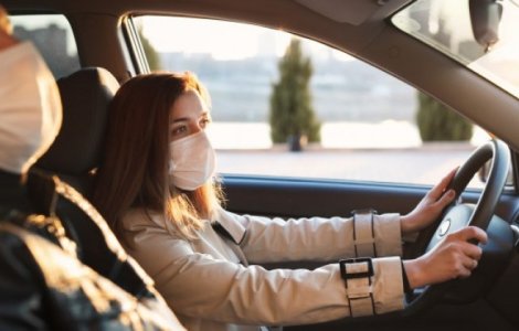 Cum ar trebui să circuli cu mașina, ca să te protejezi și pe tine, și pe restul