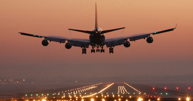 Prețurile călătoriilor aeriene explodează. Bilet de 7.000 de dolari între orașe