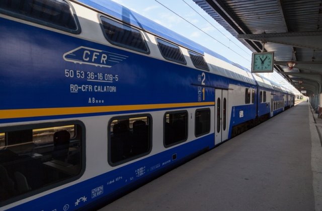 Elevii și studenții din țară solicită posibilitatea de a cumpăra bilete de tren exclusiv online