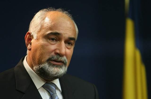 Vosganian: Informatia ca trei ministri ar fi cercetati pentru coruptie, o fantezie