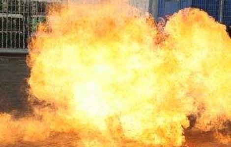 Explozii la sediul companiei petroliere Pemex din Mexico: Cel putin 25 de morti