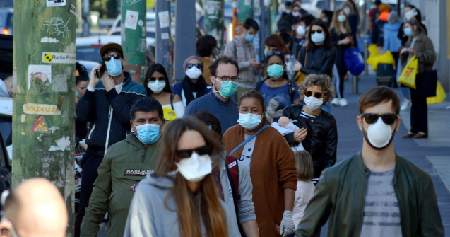 Cine face EXCEPȚIE de la PURTAREA măștii de protecție în spații publice închise