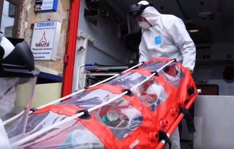 Un bărbat din Iași ar fi murit de frică, după ce a văzut izoleta la poartă