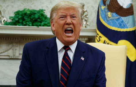 Donald Trump interzice cetățenilor străini să intre în SUA