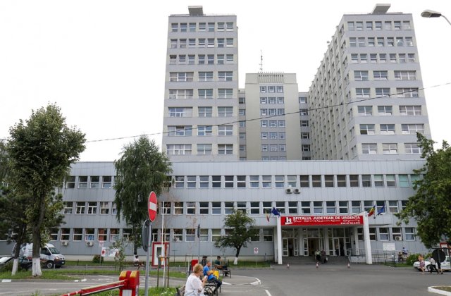 Tragedie într-o familie din Maramureș. Un băiețel de doi ani, călcat de mașină chiar în curtea casei, a murit la spital