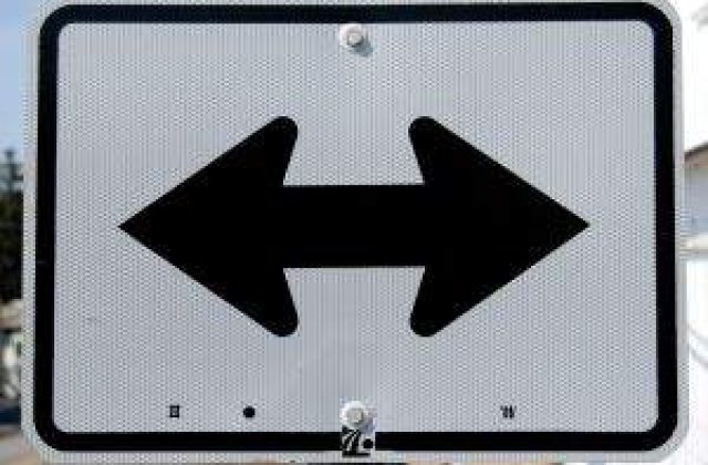 Opozitia moldoveana ar accepta un dialog cu Partidul Comunistilor, in prezenta presei