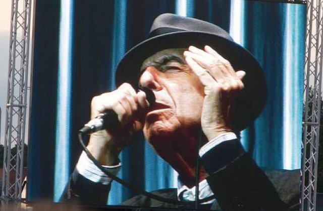 Leonard Cohen, un spectacol de magie si poezie la Bucuresti