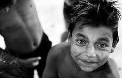 AFP: &#39;Copiii romi descopera puterea scolii&#39;