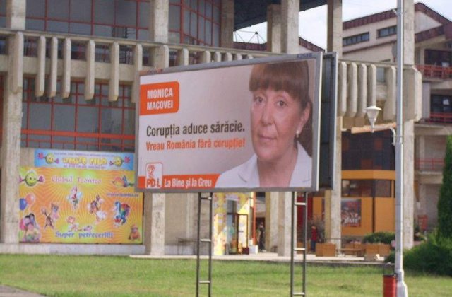 Macovei: Justitia se autoguverneaza, e cazul sa se intervina
