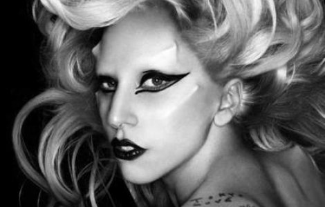 Lady Gaga, data in judecata de o fosta angajata pentru neplata orelor suplimentare