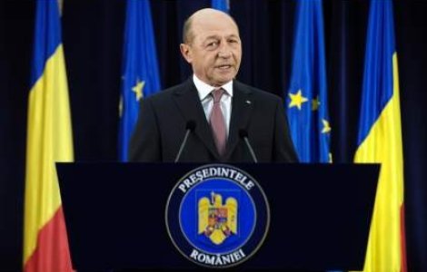 Basescu: Mesajul raportului - Nu va jucati cu statul de drept, reveniti-va in abordarea politicienilor