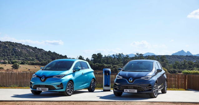 Înmatriculările de mașini electrice au crescut în România cu 27% în primele patru luni ale anului