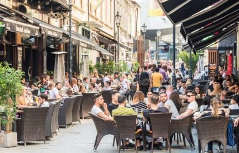 Terasele ar putea fi deschise în următoarele zile. Plajele urmează pe listă