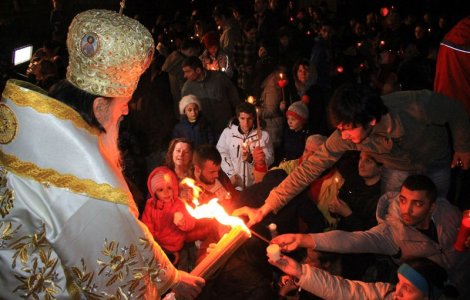 Arhiepiscopia Tomisului a anunțat programul pentru slujba de Înviere reluată