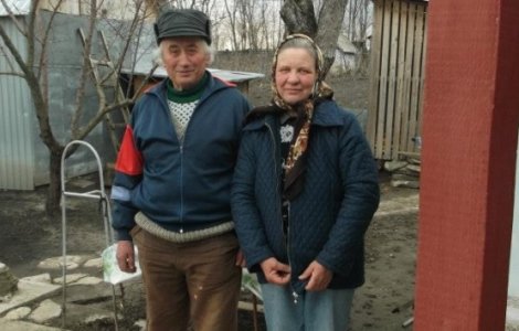 Bărbat bolnav de cancer, plimbat cu ambulanța până a murit