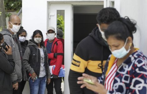 Muncitorii din Sri Lanka, alungați din Botoșani, lucrează acum la Cluj