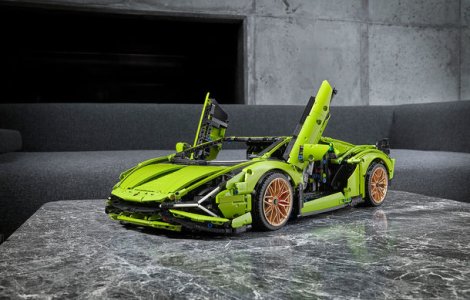 Pentru copilul din tine: Lego a pregătit un Lamborghini Sian din 3.700 de piese