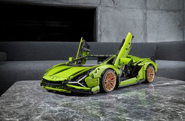 Pentru copilul din tine: Lego a pregătit un Lamborghini Sian din aproape 3.700 de piese