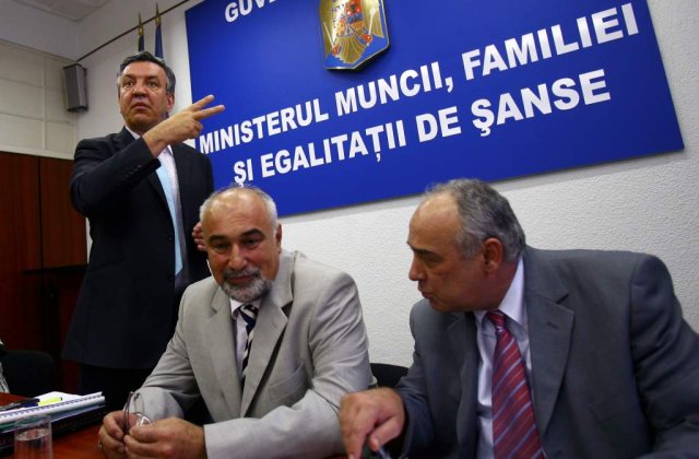 Varujan Vosganian: Basescu si-a tradat partidul