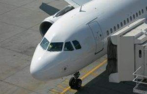 Alitalia a suspendat cursele operate de Carpatair in Italia