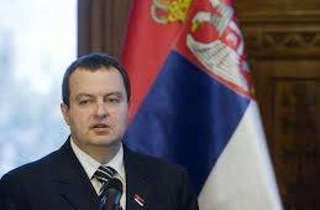 Premierul sarb, acuzat de legaturi cu baronul drogurilor din Balcani