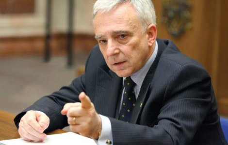 Mugur Isarescu a vorbit despre evolutia economiei in 2012