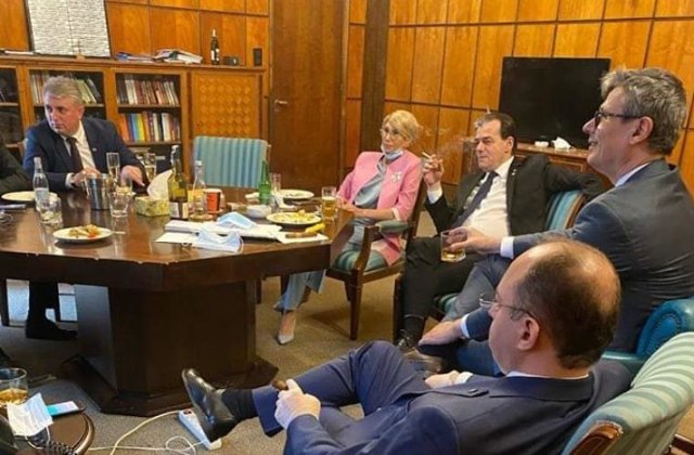 Virgil Popescu a găsit scuza pentru poza controversată din Guvern. Nu purta mască pentru că servise ceva