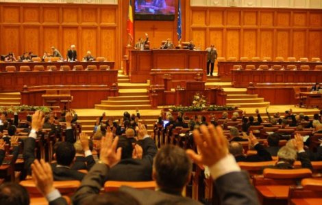 Schimbări în Parlament: toți deputații ALDE sunt acum afiliați grupului PSD