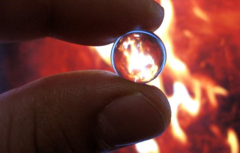 Greenspan: "Natura umana va mai da nastere si altor crize"