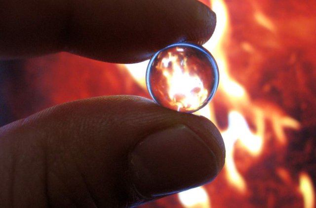 Greenspan: "Natura umana va mai da nastere si altor crize"