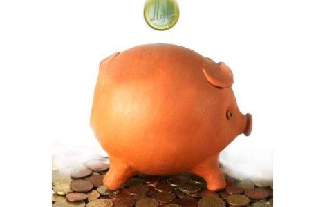 Mai mult de jumatate dintre romani nu fac economii