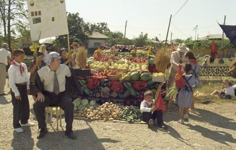 Amintiri din Epoca de Aur 1: Direct de la Cannes, in cinematografe din 25 septembrie