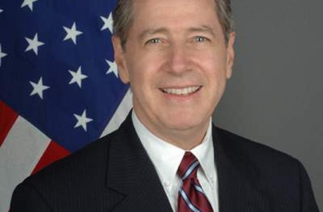 Ambasadorul SUA in Romania: Obama nu se va intalni cu Basescu pana la prezidentiale