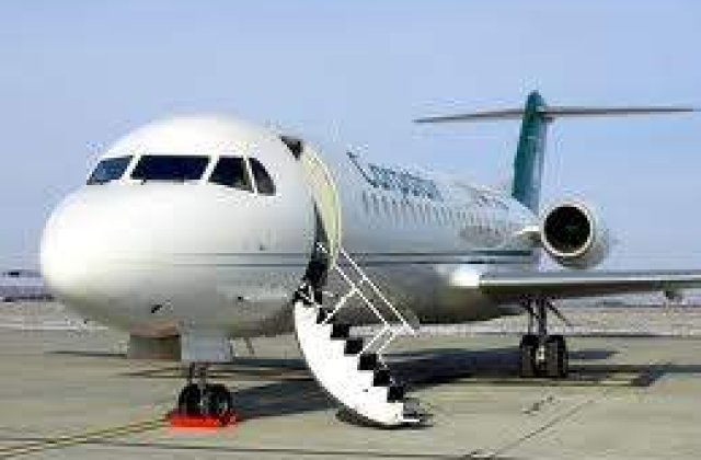 Pilotii romani Carpatair, cercetati in Italia