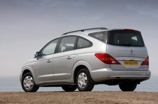 SsangYong Rodius, cea mai urata masina, schimba generatia