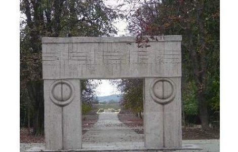 Poarta Sarutului va fi restaurata