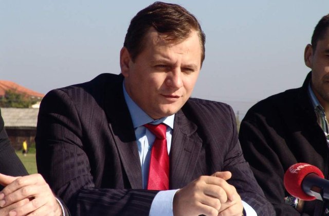 Vlase: A fost o formulare incorecta in cazul avocatilor parlamentari