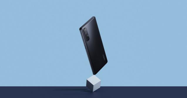 Producătorul de telefoane OPPO intră oficial pe piața din România