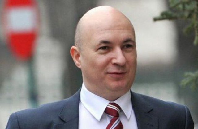 Codrin Ștefănescu &icirc;l critică dur pe Ciolacu: &bdquo;Vrea să o trimită la puscărie pe fosta lui sefă&rdquo;