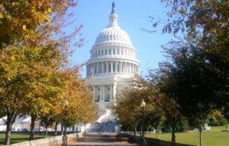 Autoritatile din Washington au deschis focul asupra unui vapor suspect de pe raul Potomac