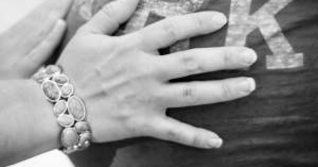 Ce se intampla cand doi barbati vor sa treaca prin "chinurile facerii"?