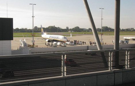Aeroportul Charleroi din Belgia s-a inchis in urma prabusirii unui avion