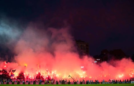 16.000 de oameni pe stadion: bucurie, scandal și nicio teamă de virus