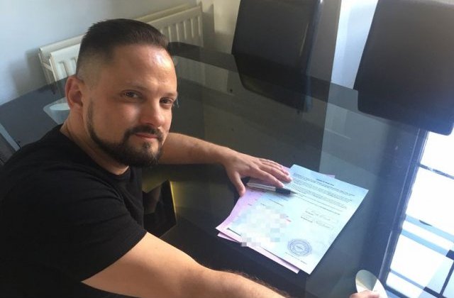 Și-a schimbat numele ca să fie cunoscut de întreaga planetă