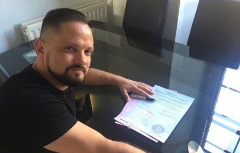 Și-a schimbat numele ca să fie cunoscut de întreaga planetă