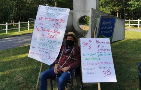 Protest extrem al unui francez din cauza pandemiei