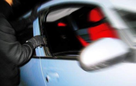 O masina de transport valori a fost jefuita in Pasul Gutai din Maramures